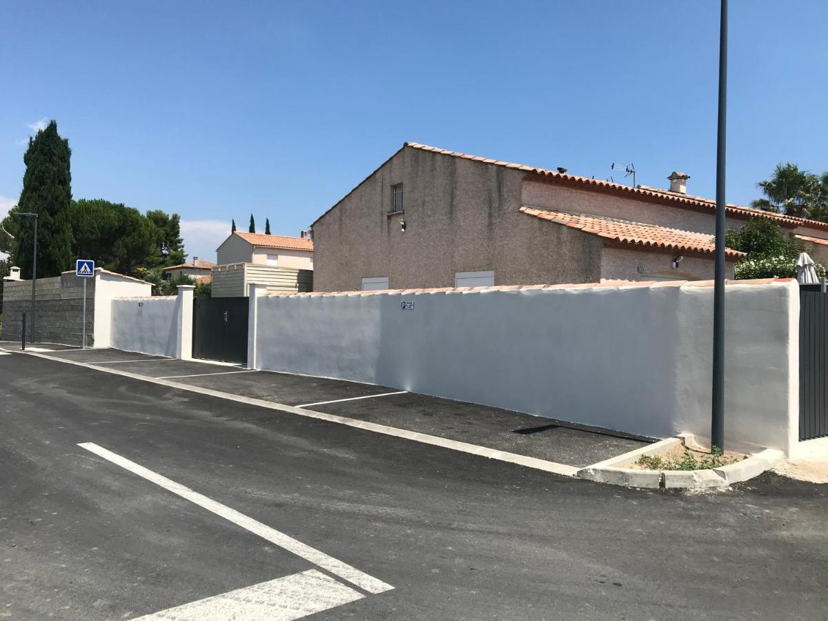 Gite De Larmonys Gigean Exterior photo
