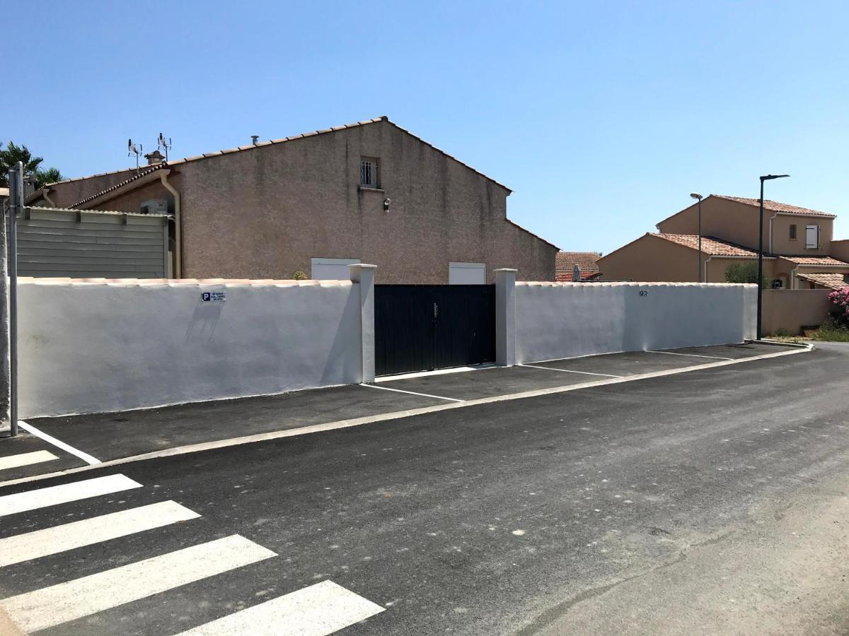 Gite De Larmonys Gigean Exterior photo